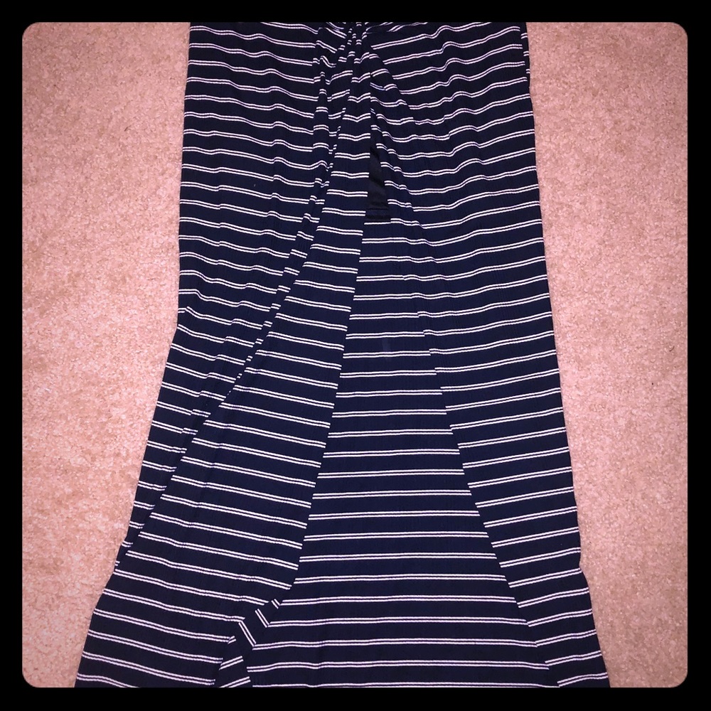 NWT Navy blue and white striped skirt